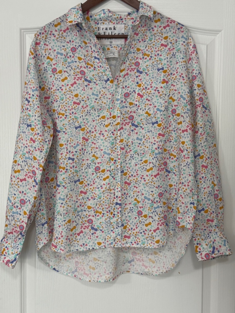 Frank & Eileen Eileen Relaxed Linen Button Up Shirt Floral Multi-Color Sz M